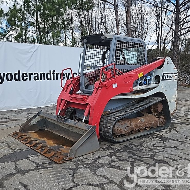 2017 TAKEUCHI TL12R2