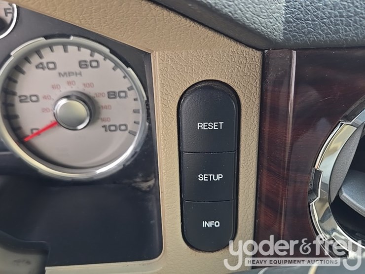 2008-ford-f350-image-71