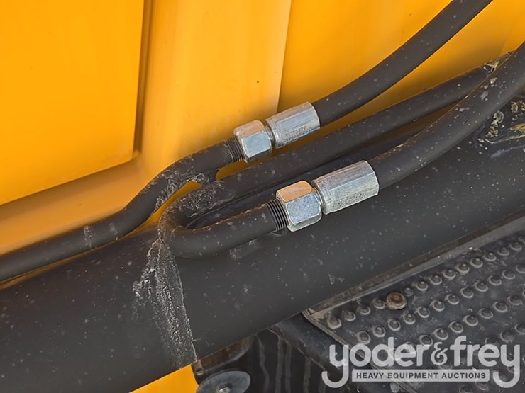 2017-jcb-3cx-image-35