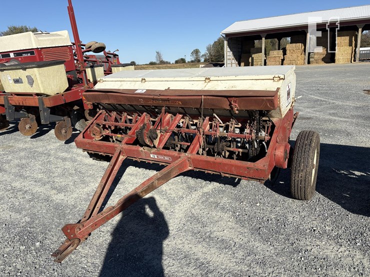 international-10-image-2