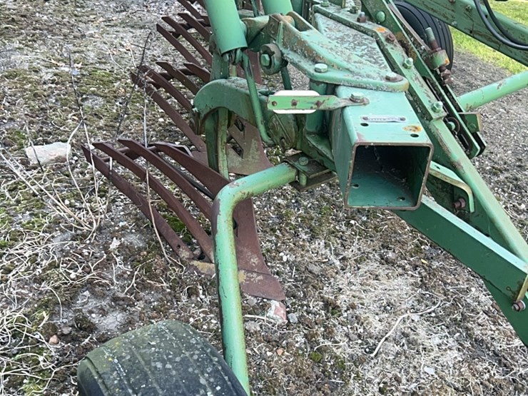 john-deere-3200-image-11