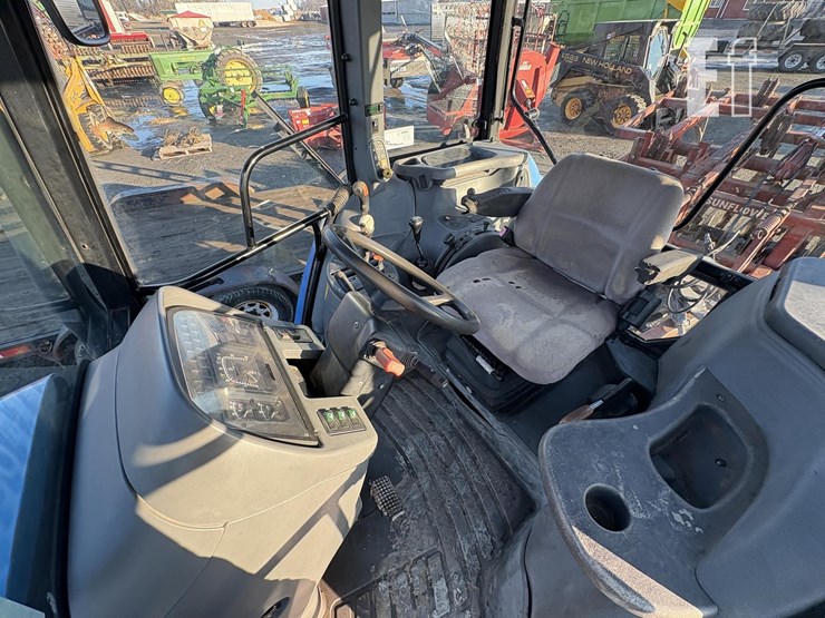 new-holland-ts110-image-14