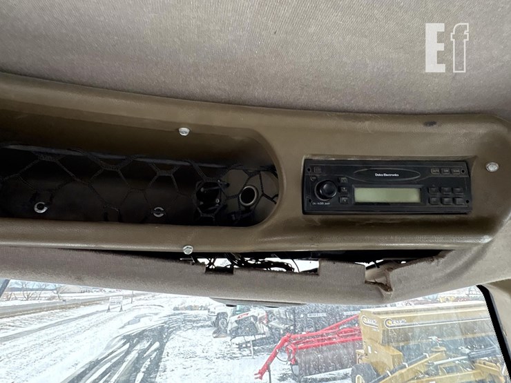 2005-case-ih-mx255-image-10