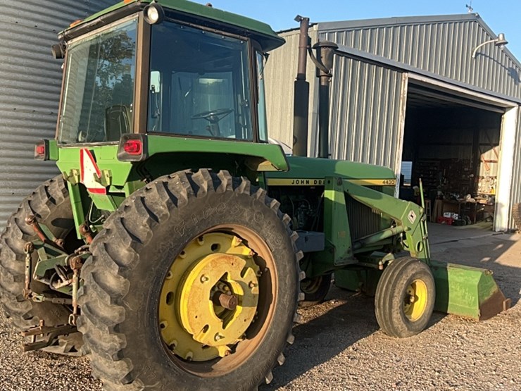 john-deere-4430-image-14