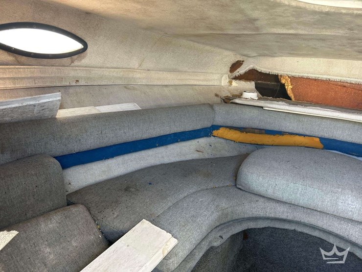 1992-21ft-four-winns-205-sundowner-boat-w/-boat-trailer-image-19