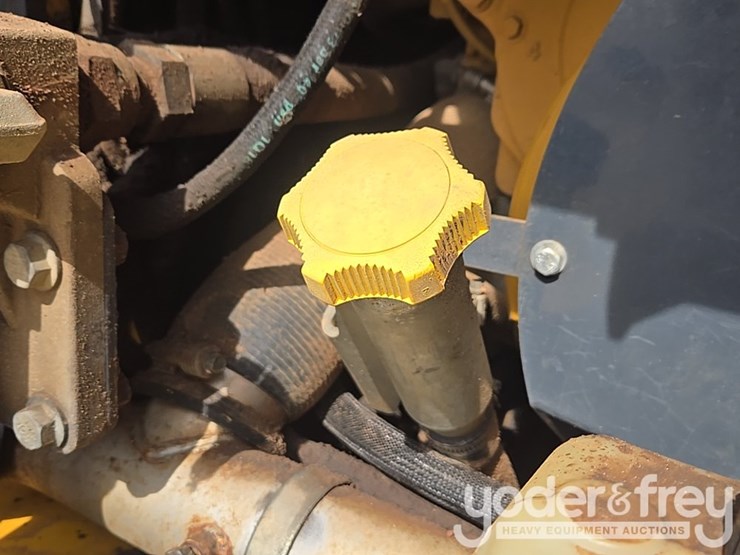 2018-deere-460e-image-47