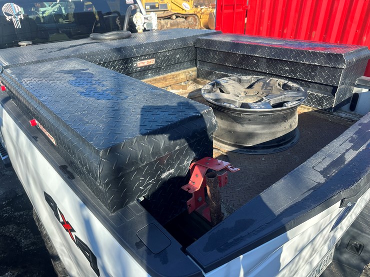 2018-ford-f350-image-24