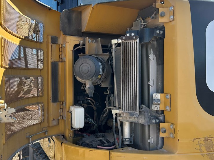 caterpillar-c4.4-image-63