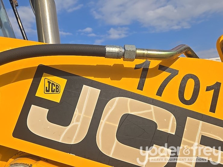 2017-jcb-3cx-image-46