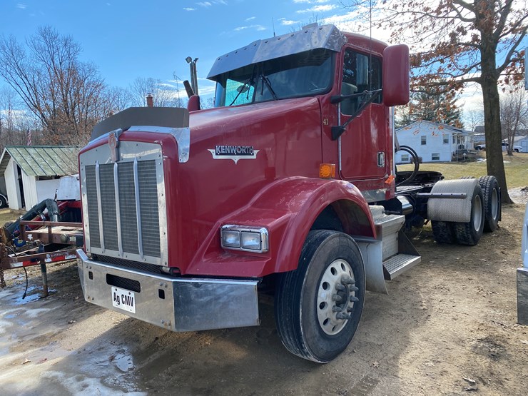 2000-kenworth-t800-image-1