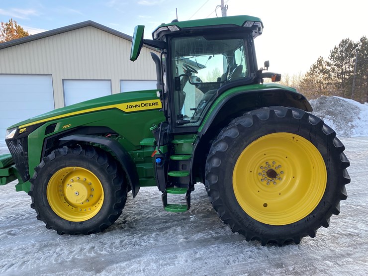 2022-john-deere-8r-280-image-18