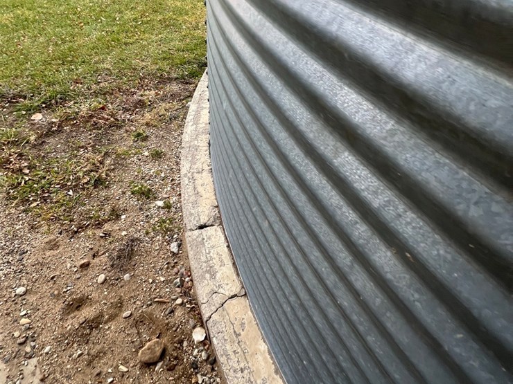 lot-26.-5,000-bu.-grain-bin-to-be-moved,-includes-single-phase-bin-fan-(bin-4)-image-27