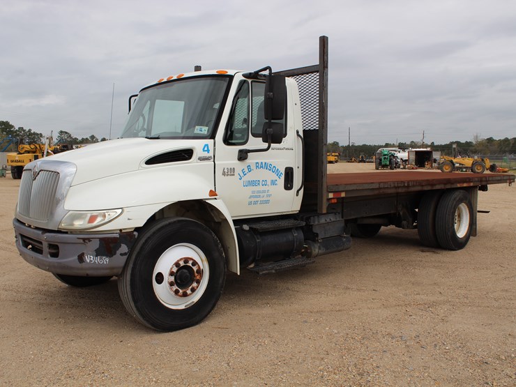 2007-international-4300-image-1