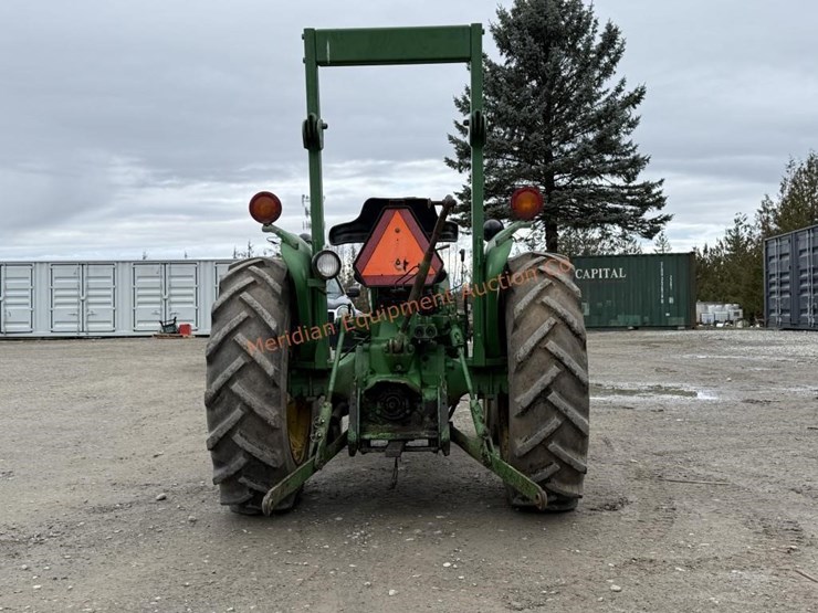 john-deere-2040-image-6