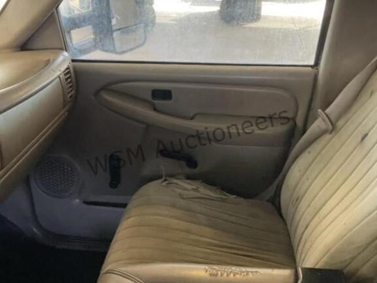 2007-chevrolet-silverado-3500-image-23