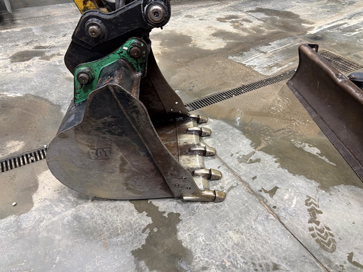 caterpillar-305-image-41