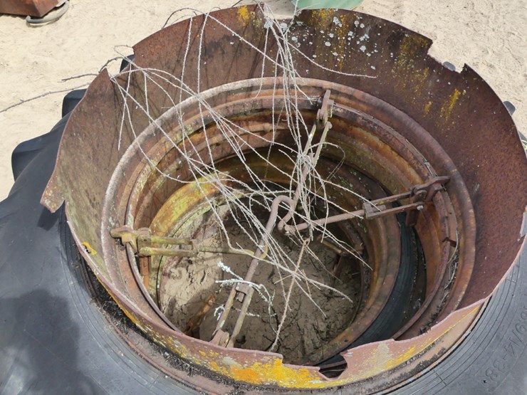 alliance-rear-16.9/14-38-clamp-on-rims-image-3