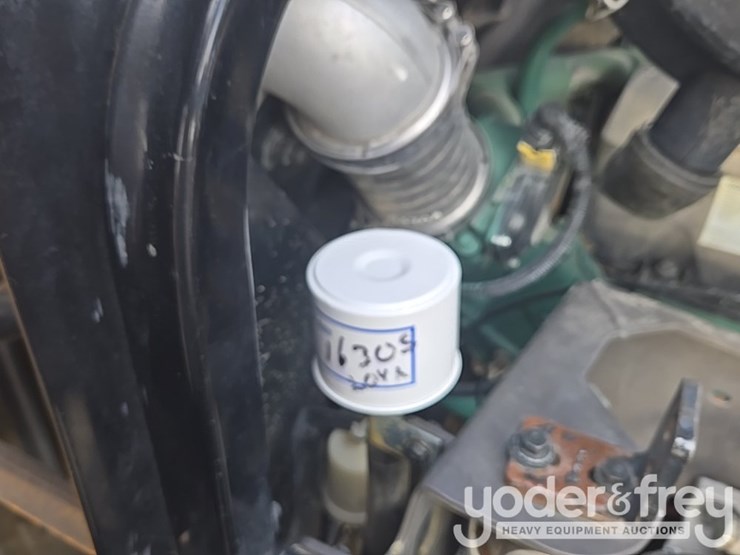 2014-volvo-l150h-image-63