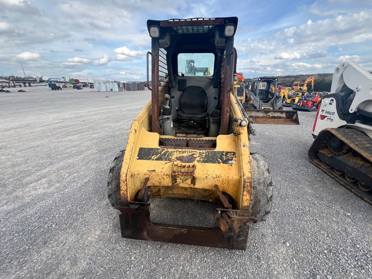 caterpillar-248-image-5