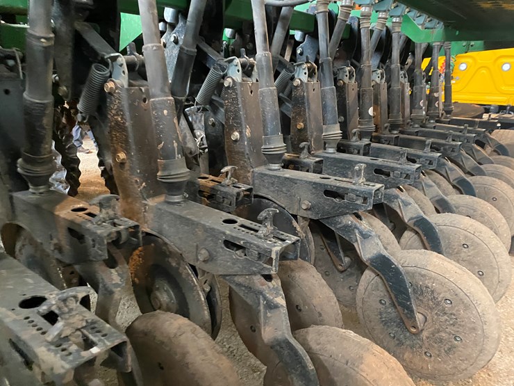 1997-great-plains-3010-image-22