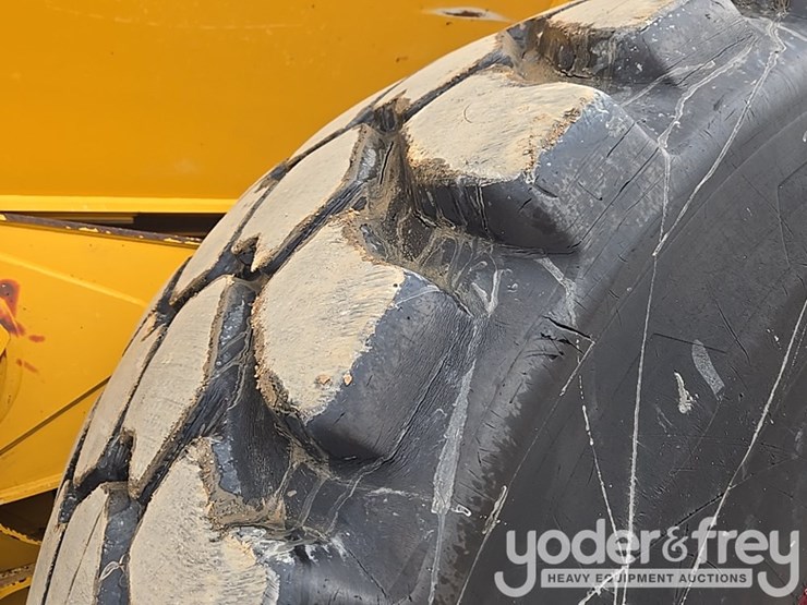 2019-deere-460e-image-18