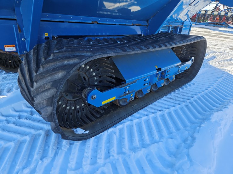 2006-kinze-1050-image-12