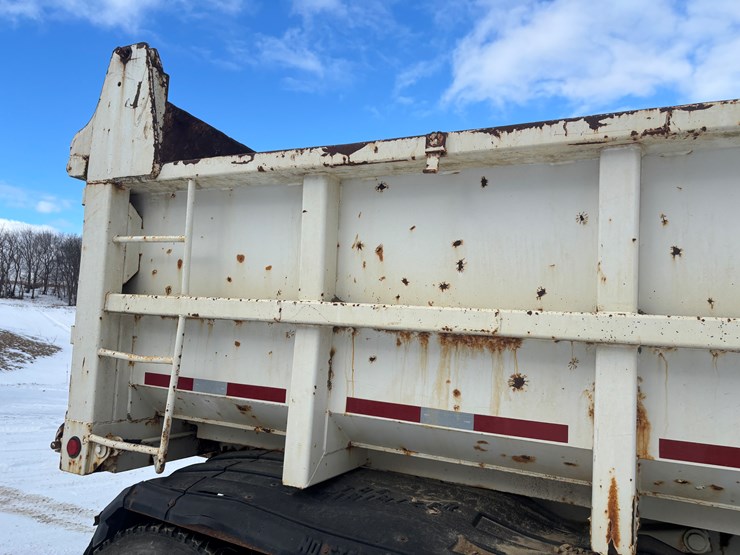 1989-cummins-855-image-17