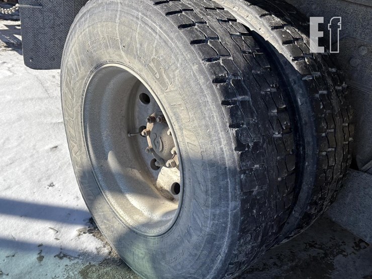 1994-ford-l8000-image-16