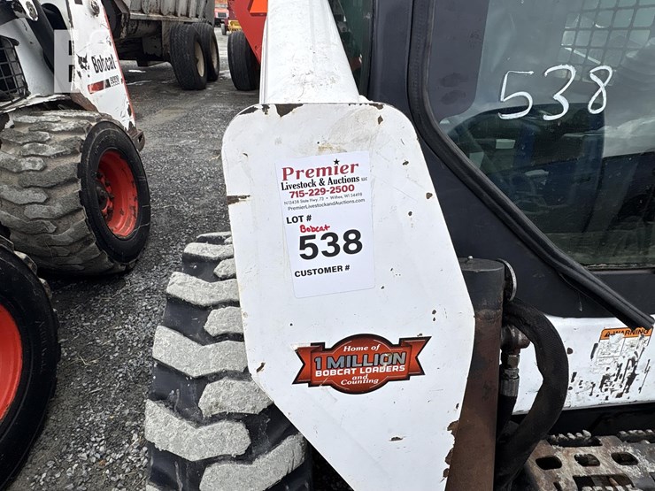 2015-bobcat-s570-image-21