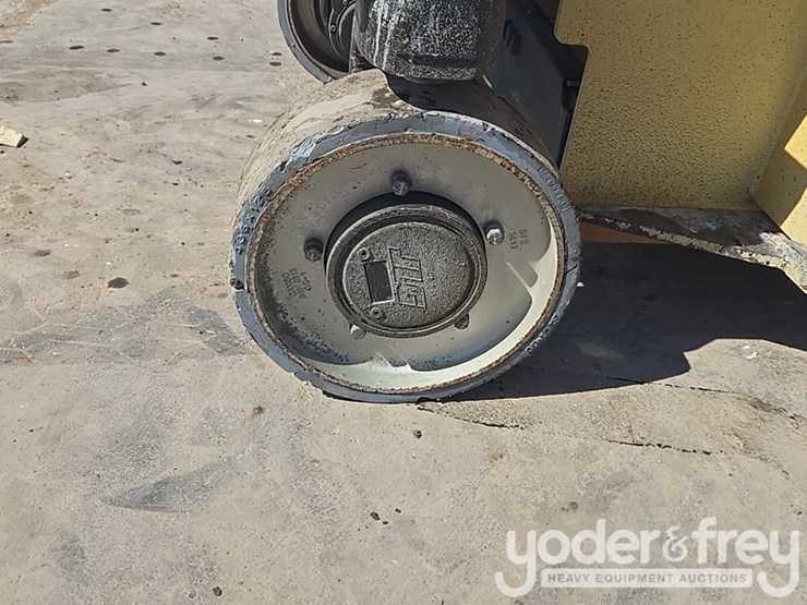 2018-jlg-3246es-image-9