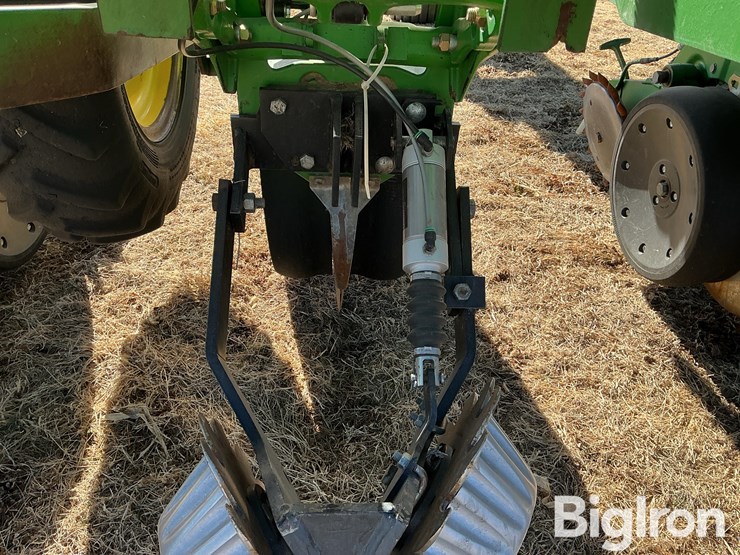 2011-john-deere-1720-ccs-image-15