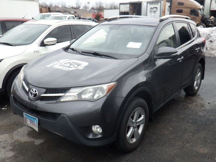 2014-toyota-rav4-image-1