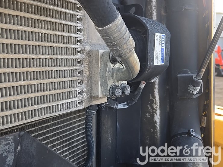 2014-volvo-l150h-image-70