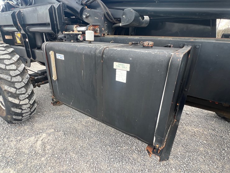 lull-644b-42-image-9