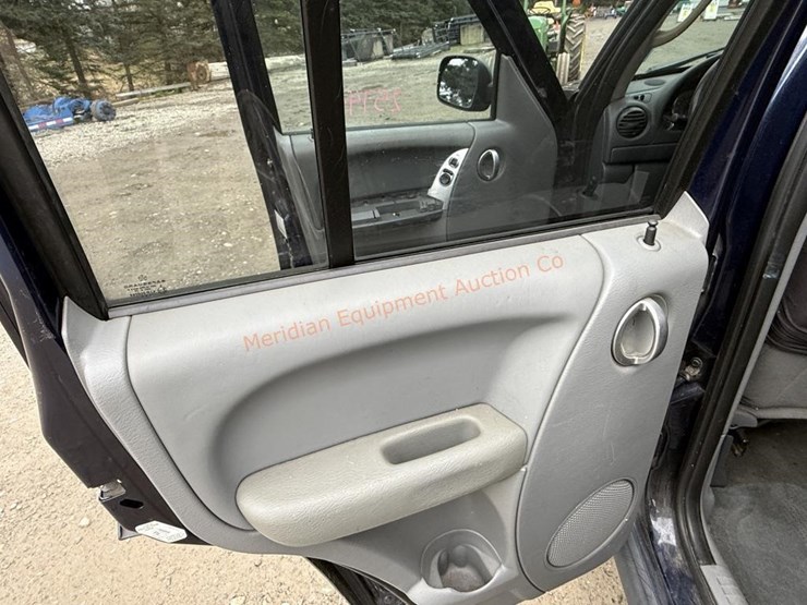 2006-jeep-liberty-image-26