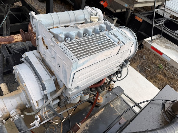 #40962-•-2013-magnolia-/-adams-t/a-fertilizer-tender-trailer-image-70