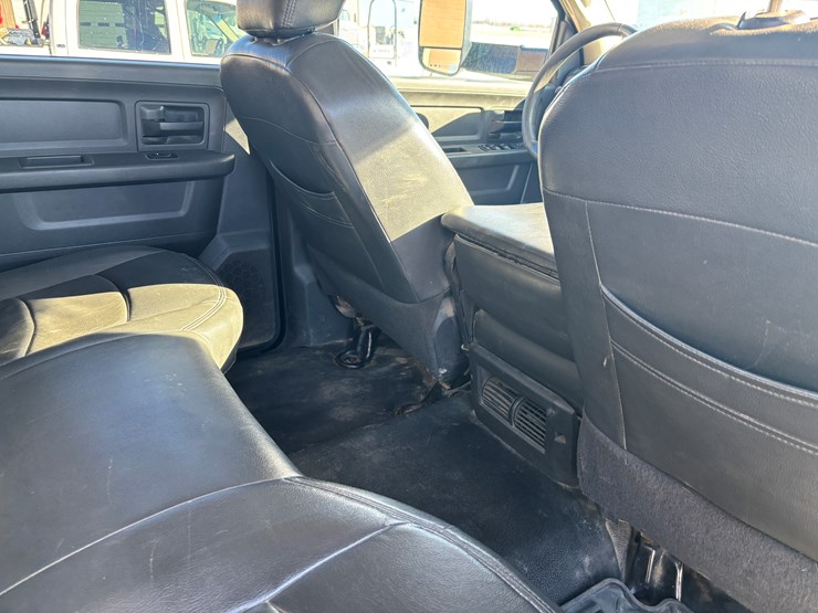 #2296-•-2011-dodge-4500-service-truck-image-31