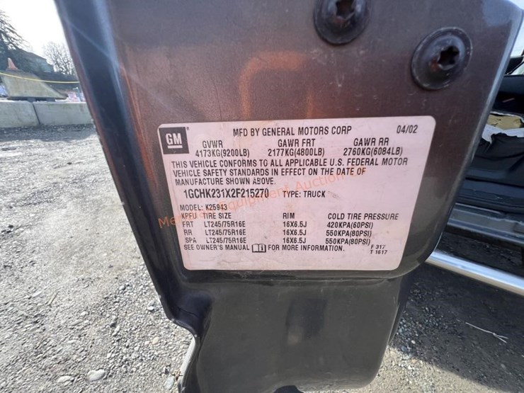 2002-chevrolet-silverado-2500-image-39