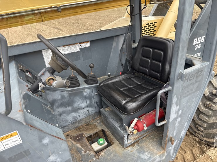 2017-gehl-rs6-34-image-7