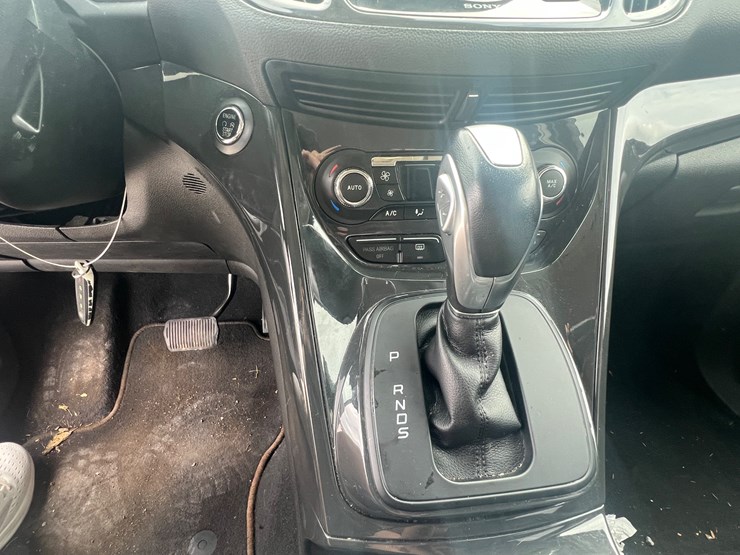 2014-ford-escape-titanium-image-20