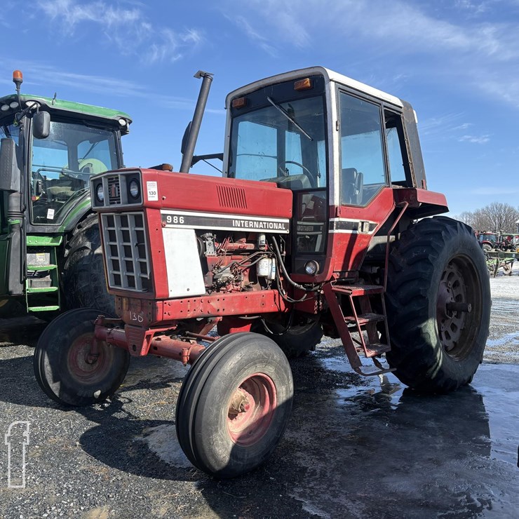 1976 INTERNATIONAL 986