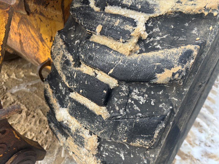 2009-caterpillar-252b2-image-48