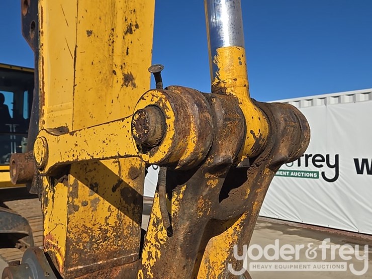 2008-komatsu-pc200-lc-8-image-37