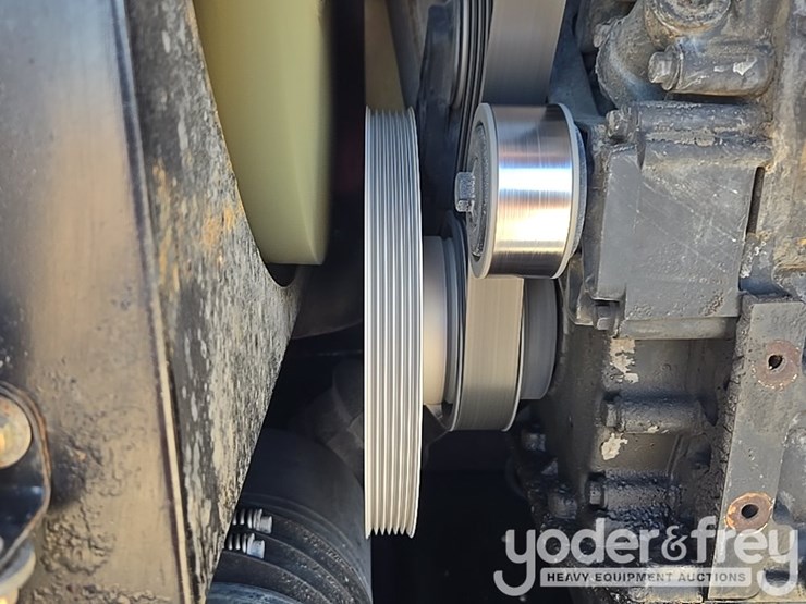 2017-jlg-600aj-image-62