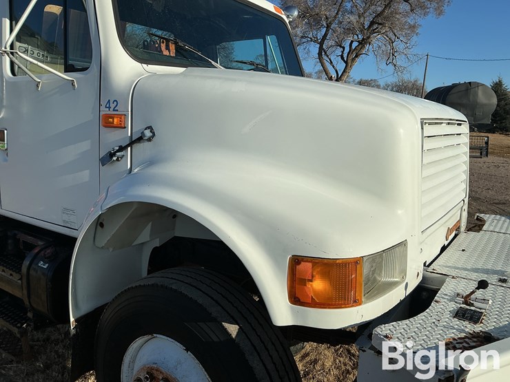 1990-international-4800-image-11