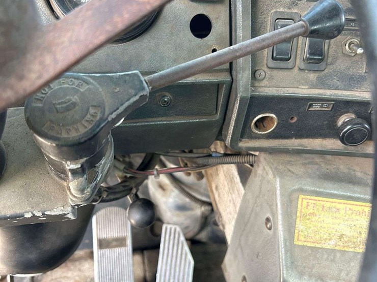 2001-mack-rd688s-image-14