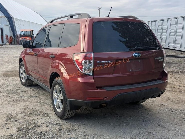 2013-subaru-forester-image-3