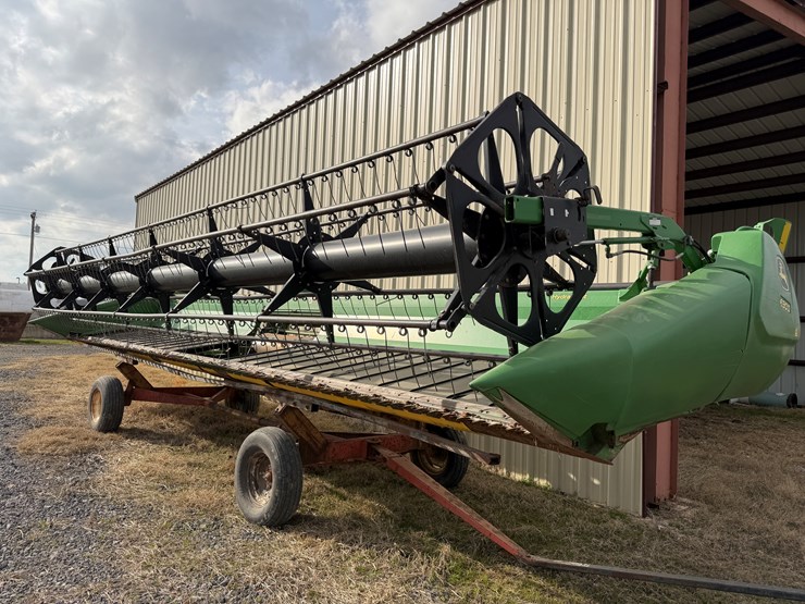 john-deere-630d-image-2