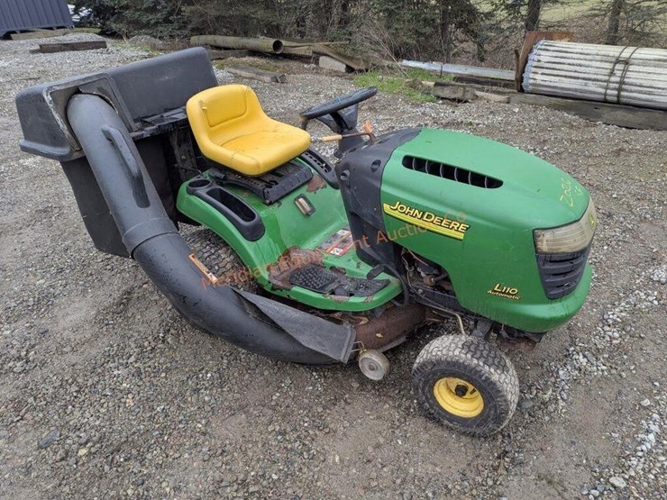 john-deere-l110-image-2