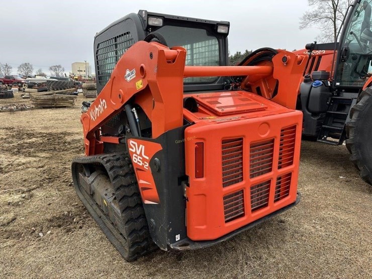 kubota-svl65-image-2